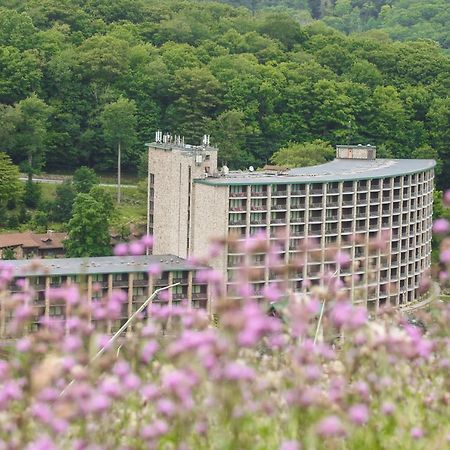 Slopeside Hotel By Seven Springs Resort Champion Экстерьер фото